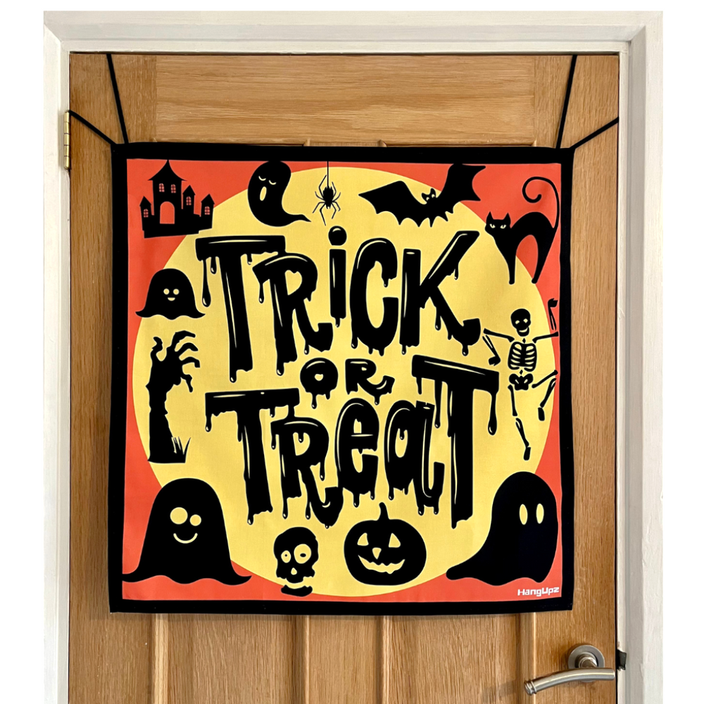HANGUPZ Trick Or Treat Door-Hang Sign Original Large Hanging Halloween Decoration Gift For Boys Girls